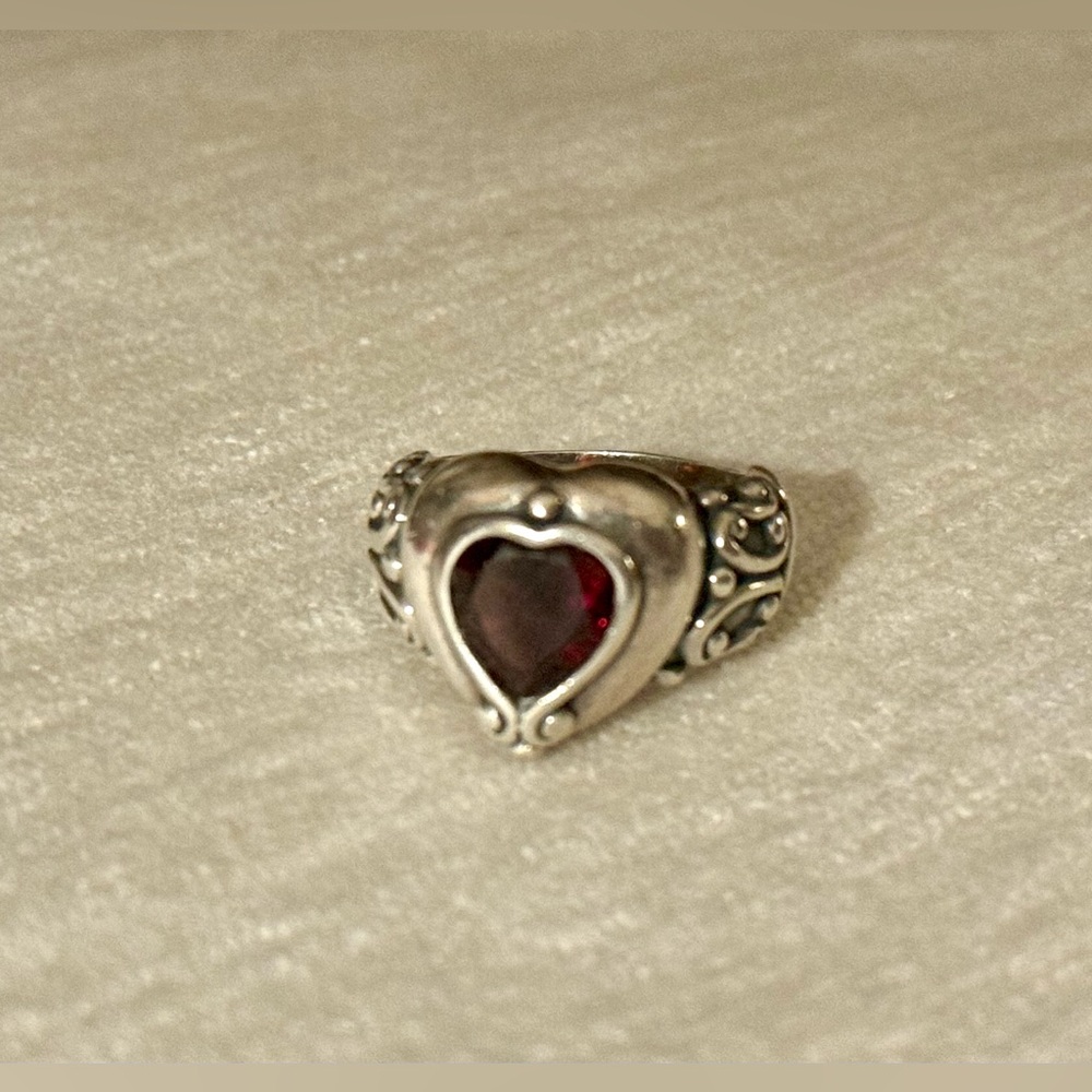 Pre-loved Brighton ‘Prima Donna’ Sterling Silver and Garnet Ring. Size 6 - Picture 3 of 12